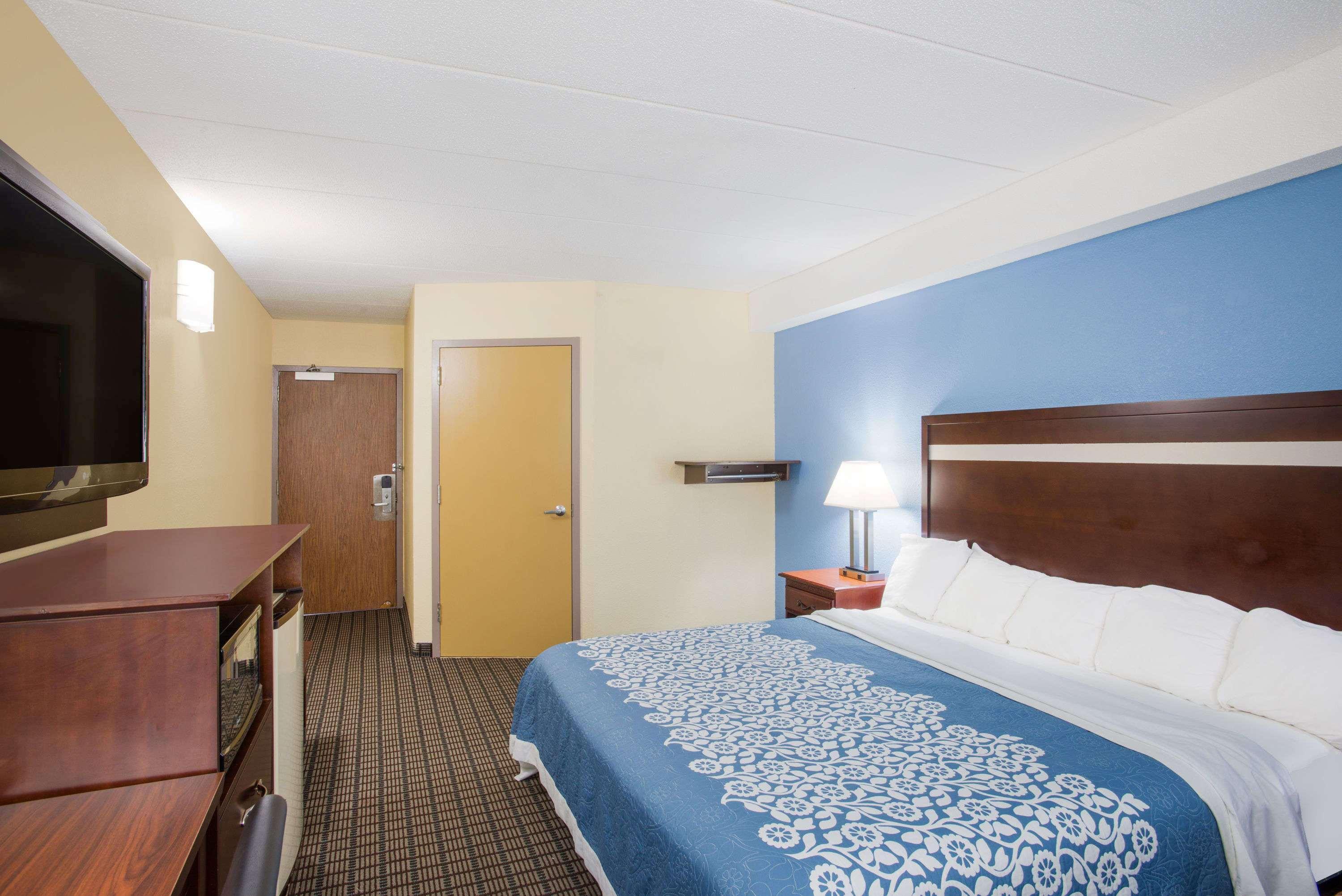 Days Inn By Wyndham ניו הייבן מראה חיצוני תמונה