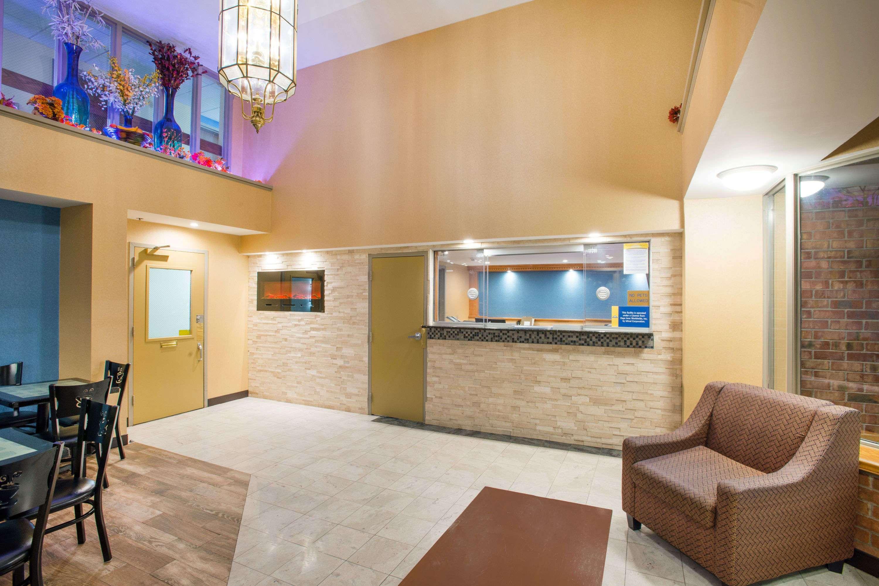 Days Inn By Wyndham ניו הייבן מראה חיצוני תמונה
